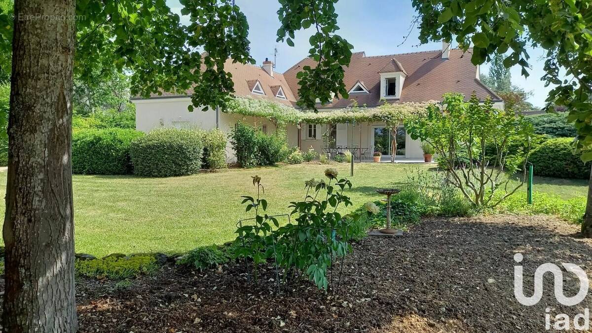 Photo 1 - Maison à SAINT-DOULCHARD