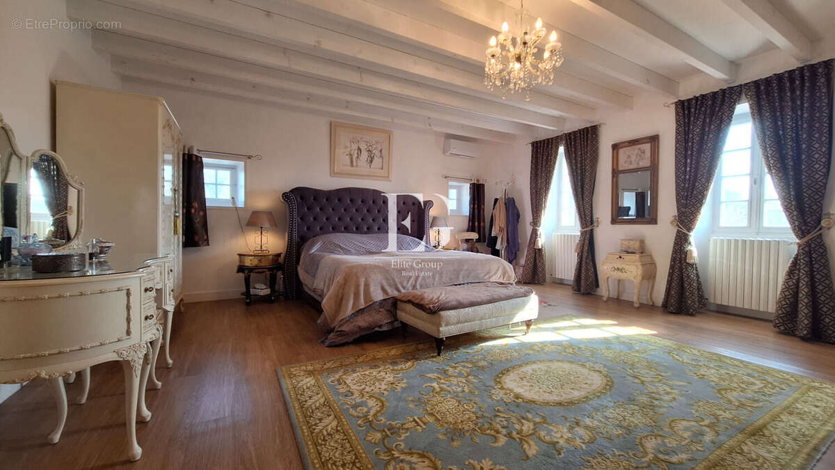Maison à SEGONZAC