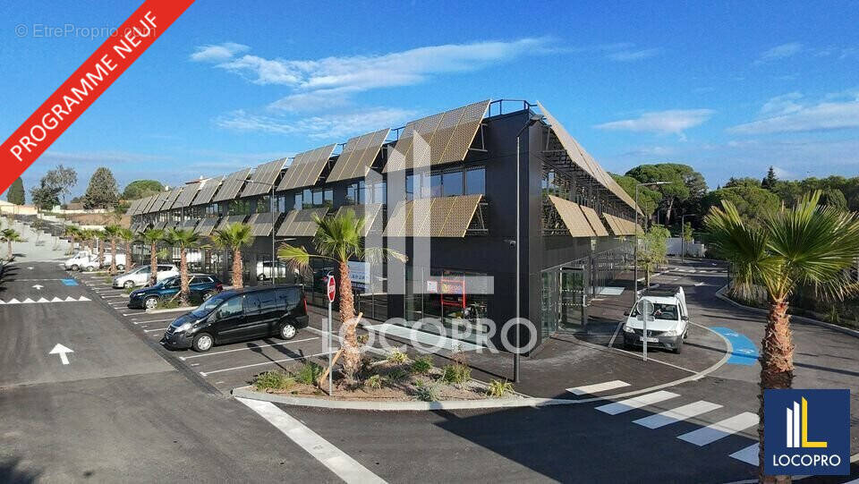 Commerce à PUGET-SUR-ARGENS