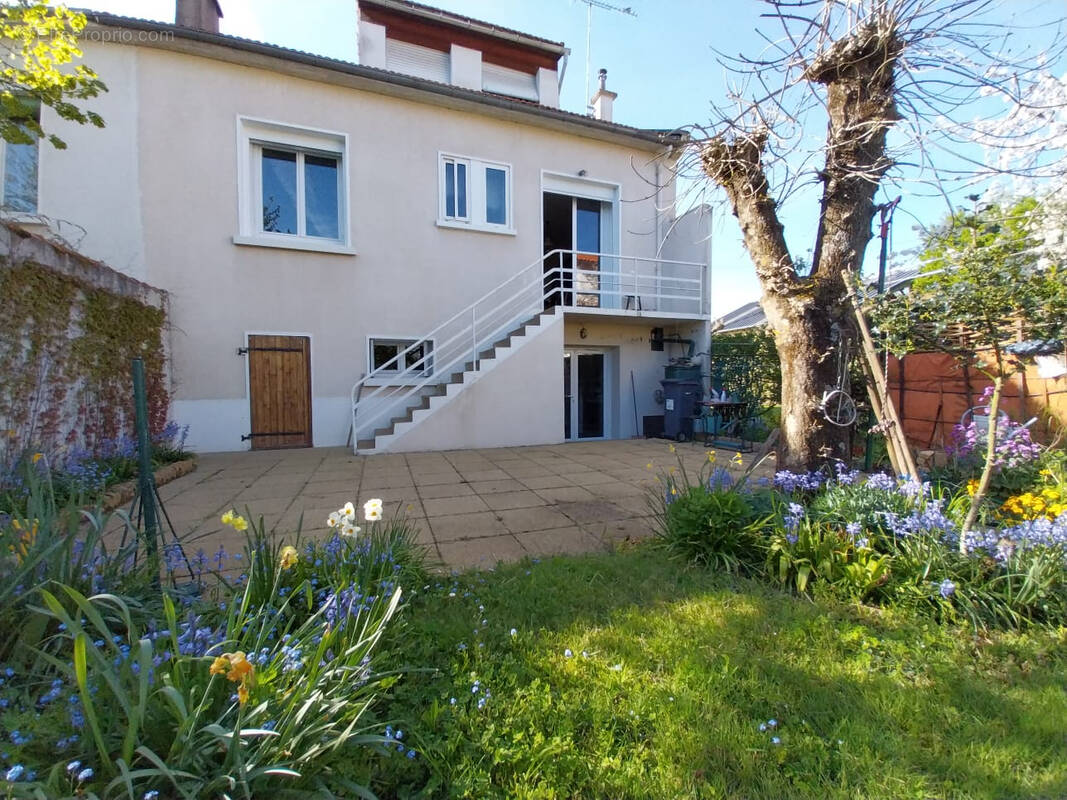 Maison à POITIERS