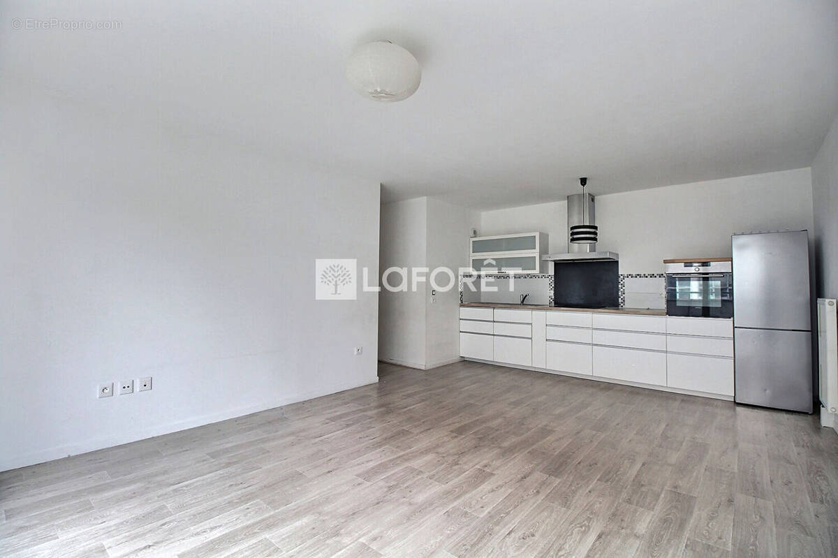 Appartement à COLOMBES