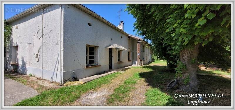 Maison à LAYRAC