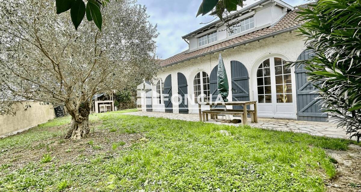 Maison à CASTELGINEST