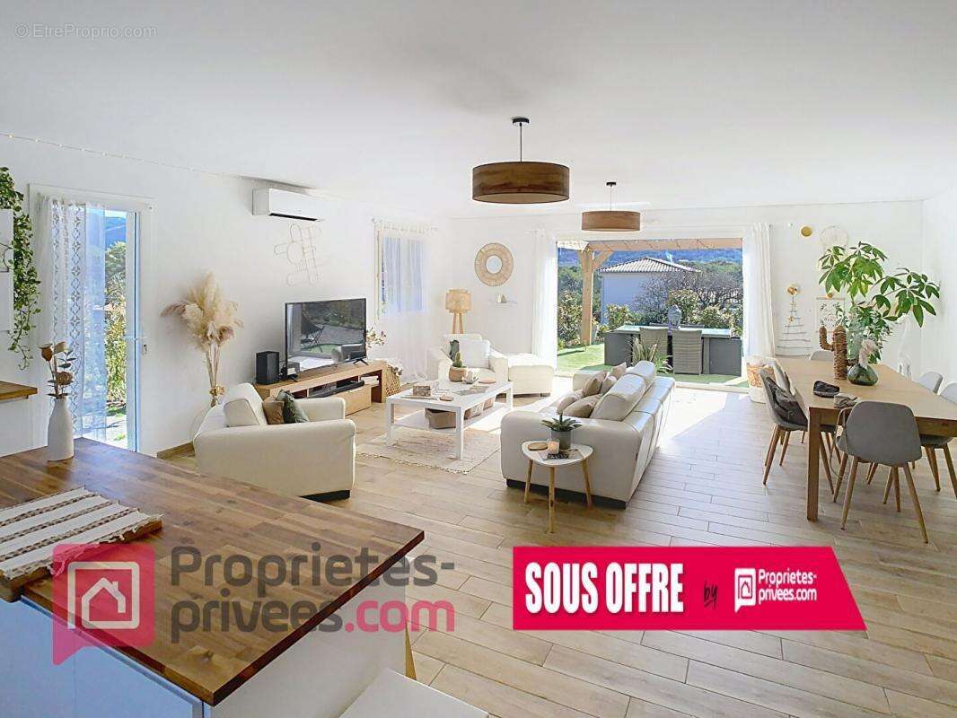 Maison à PLAN-D&#039;AUPS-SAINTE-BAUME