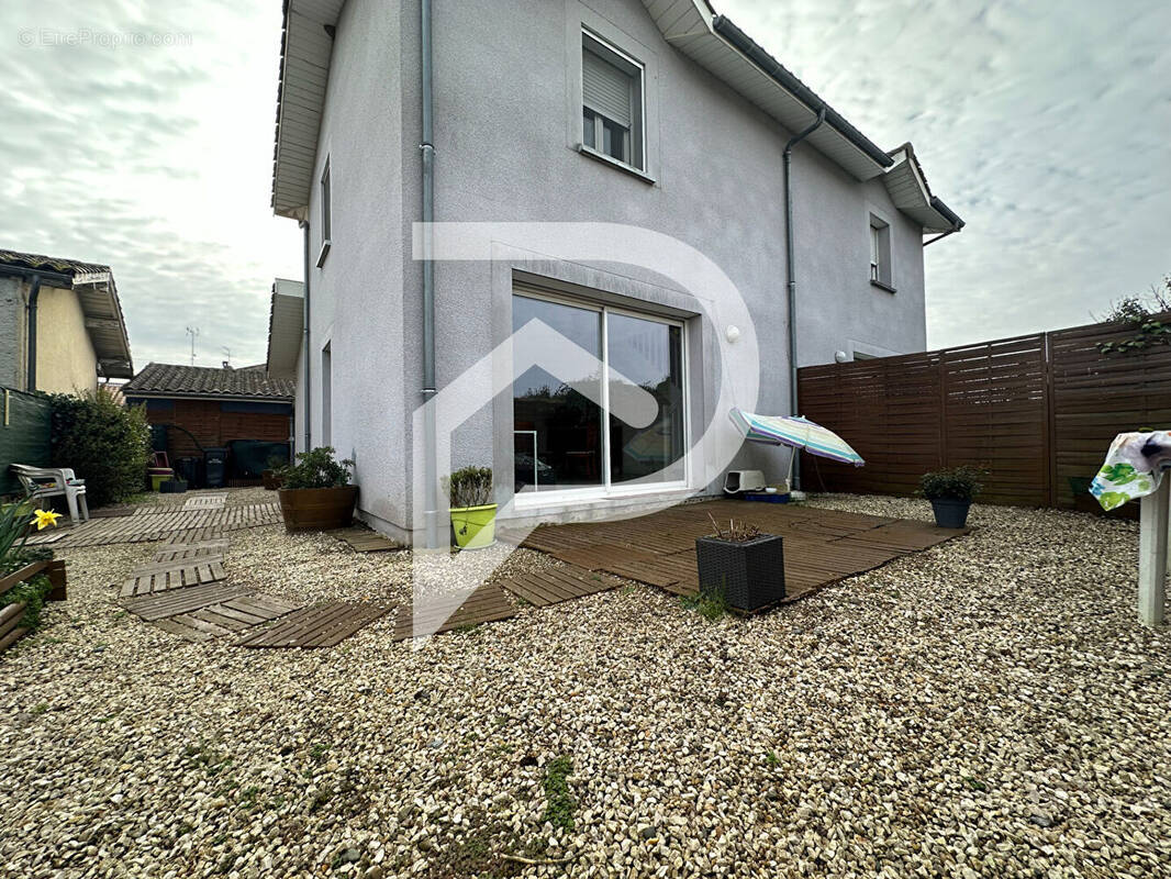 Maison à LANGON