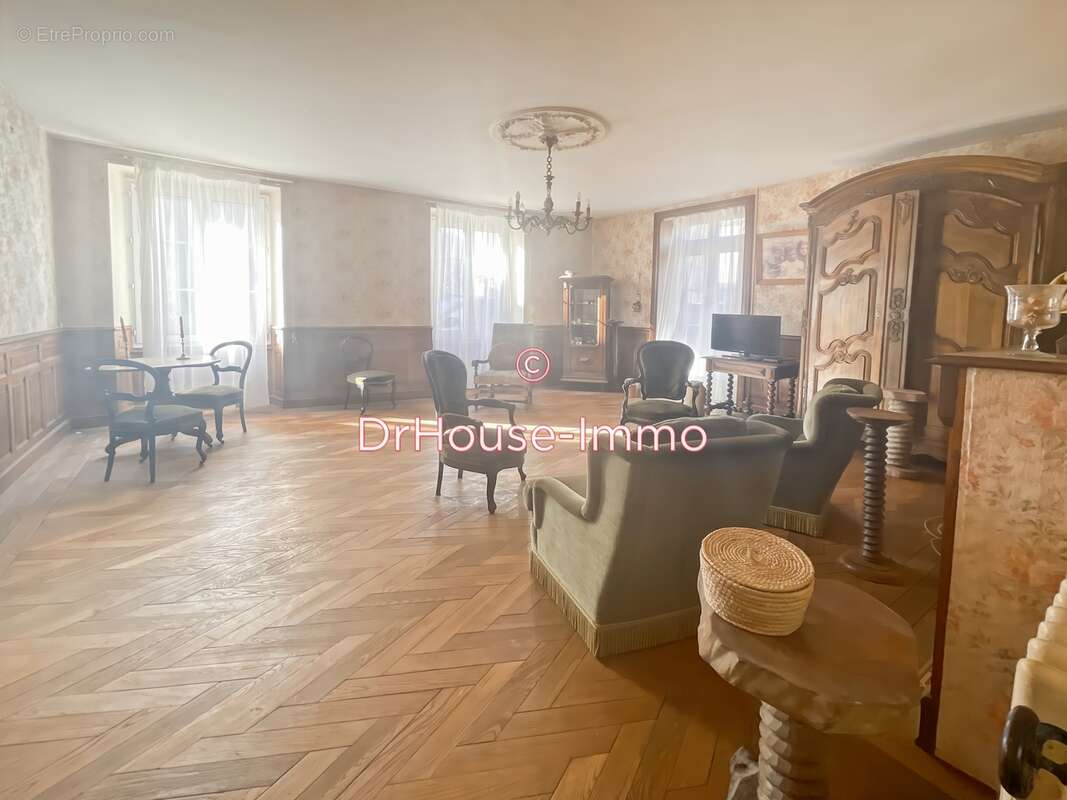 Maison à BEAULIEU-SUR-DORDOGNE
