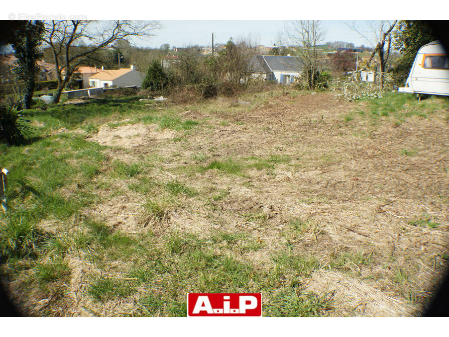 Terrain à ANTIGNY