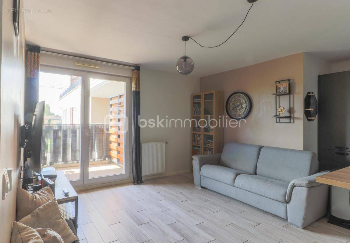 Appartement à TIGERY