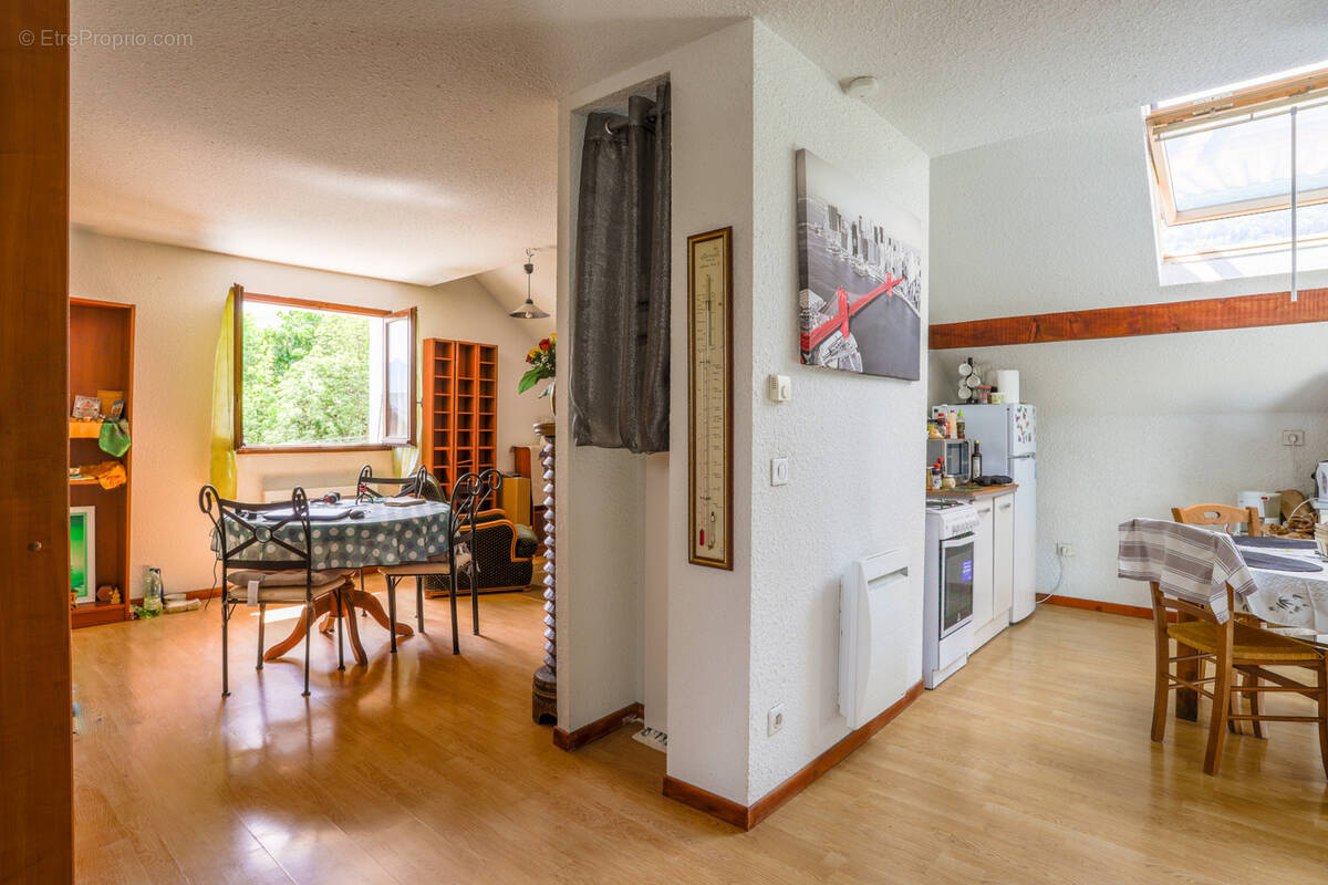 Appartement à LA MOTTE-SERVOLEX