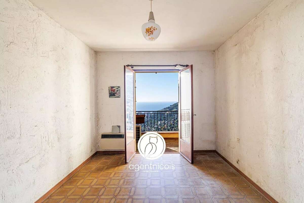 Maison à LA TURBIE