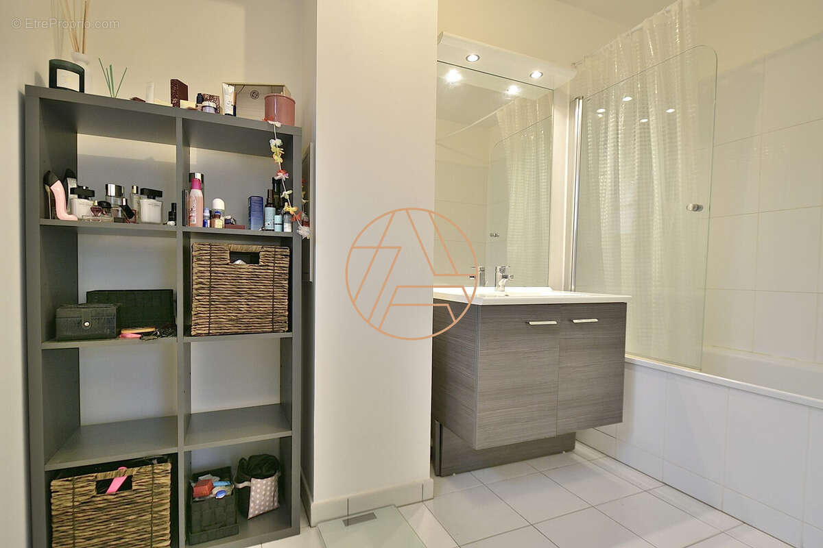 Appartement à SAINT-MAUR-DES-FOSSES