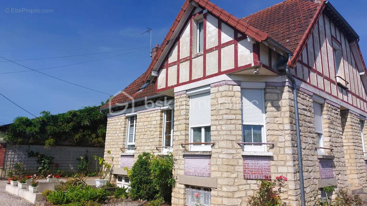 Maison à SENS