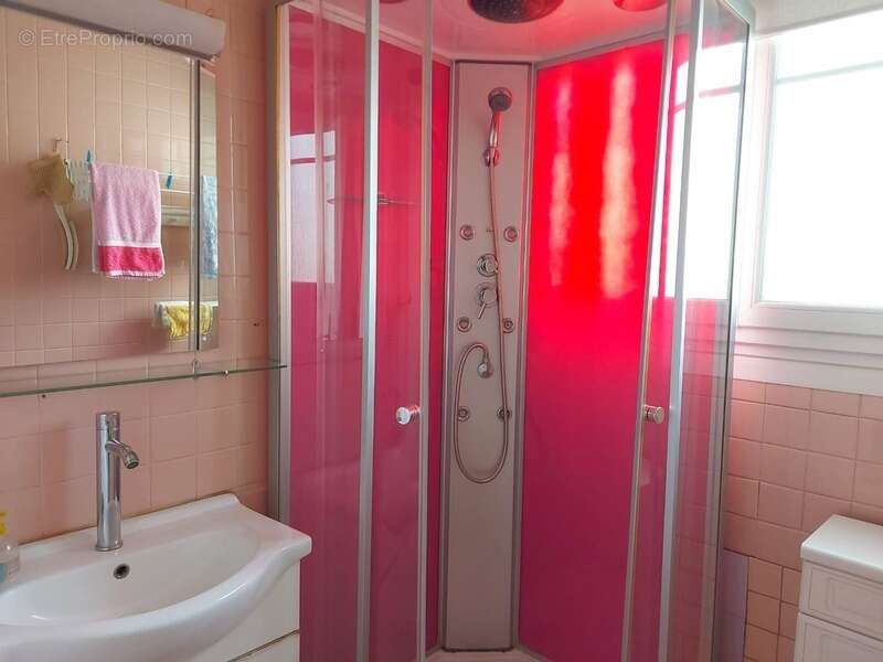 Appartement à LYON-8E