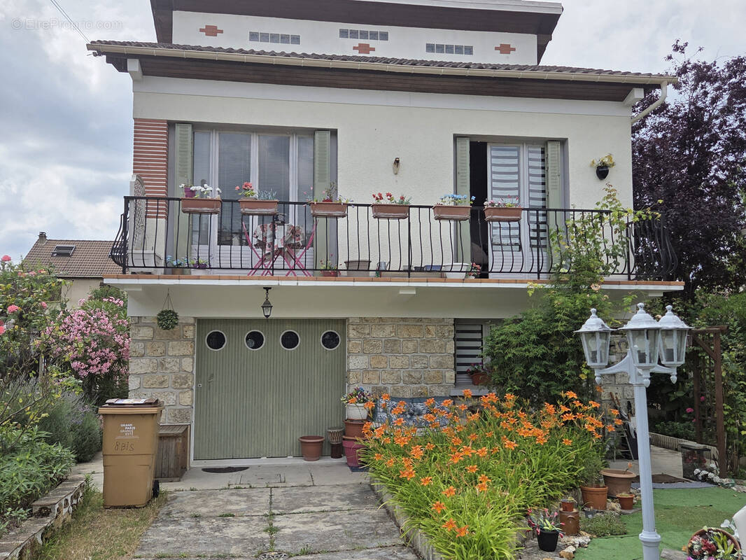 Maison à NEUILLY-SUR-MARNE