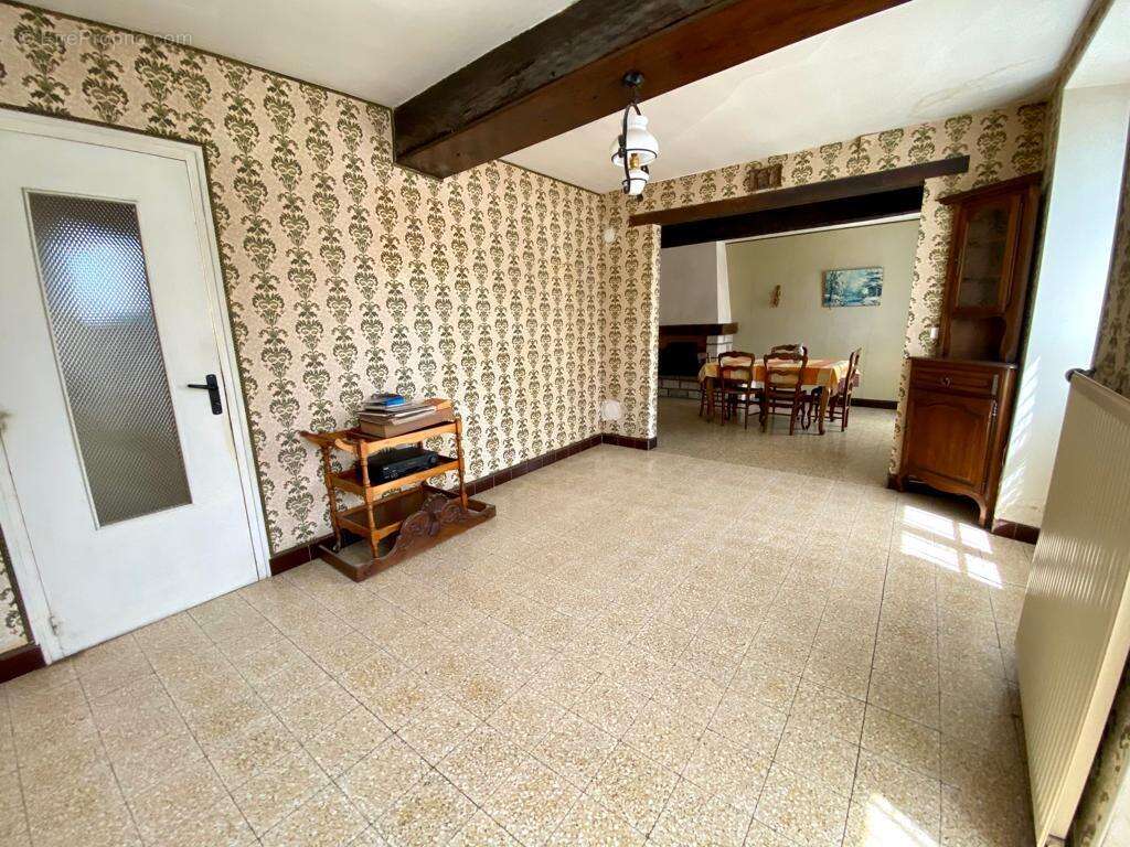 Maison à ANGERVILLE