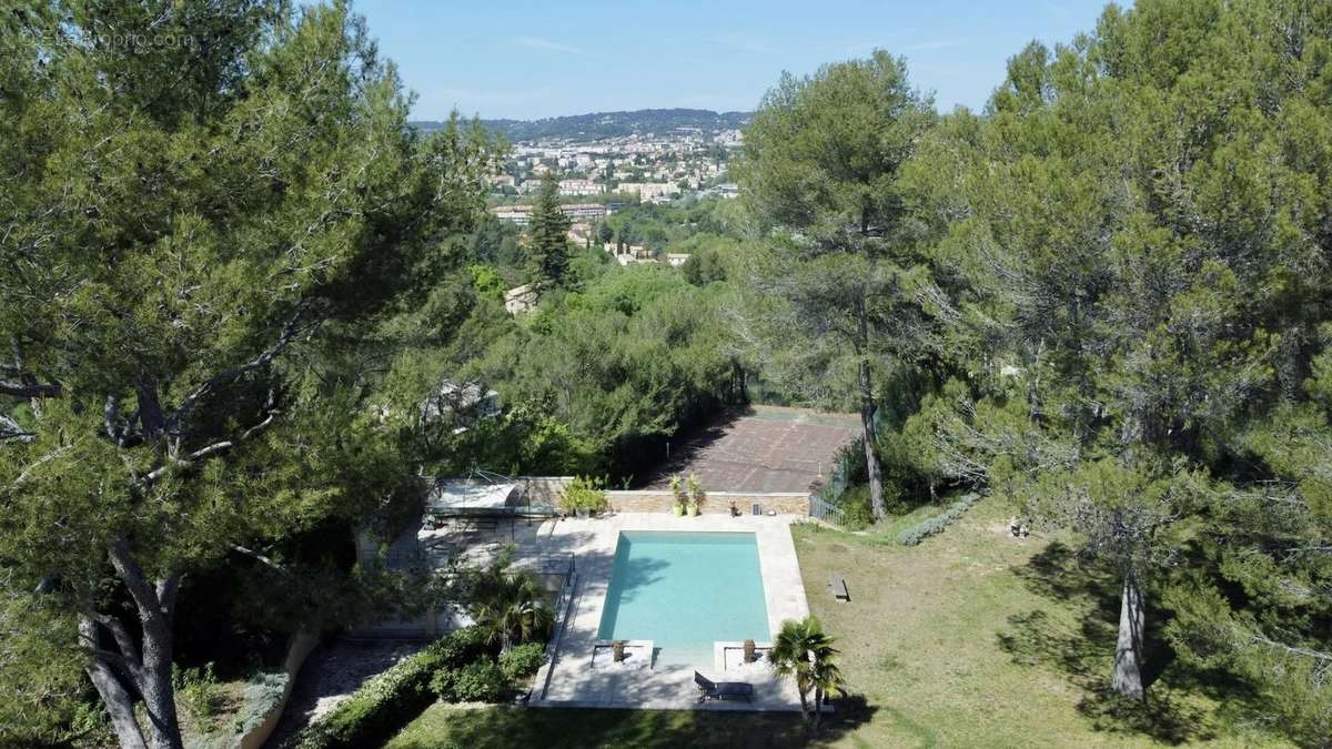 Maison à AIX-EN-PROVENCE