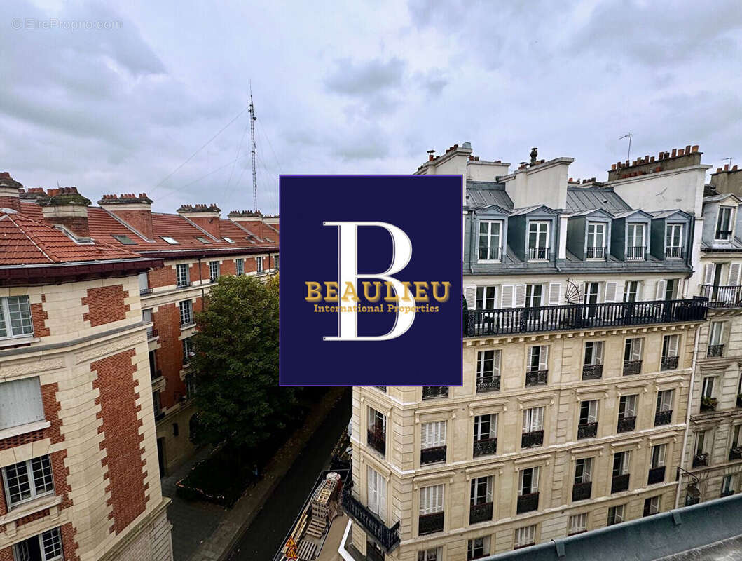 Appartement à PARIS-3E