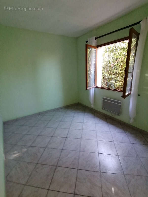 Maison à QUARANTE
