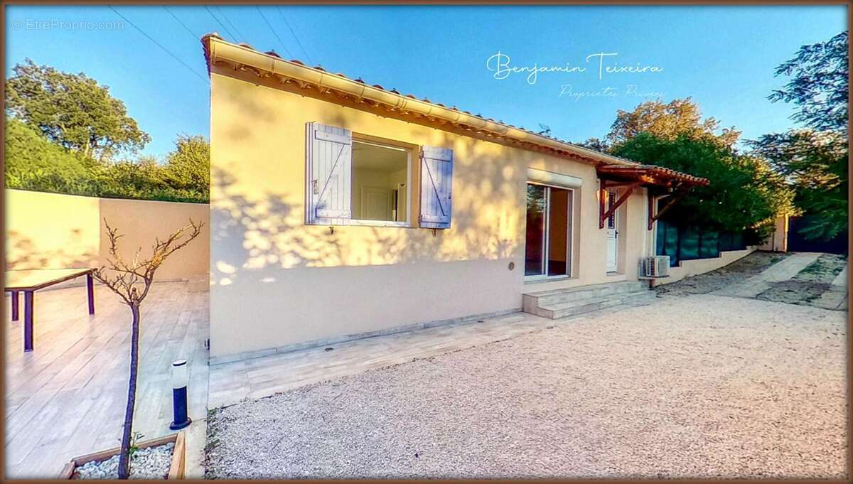 Maison à PUGET-SUR-ARGENS