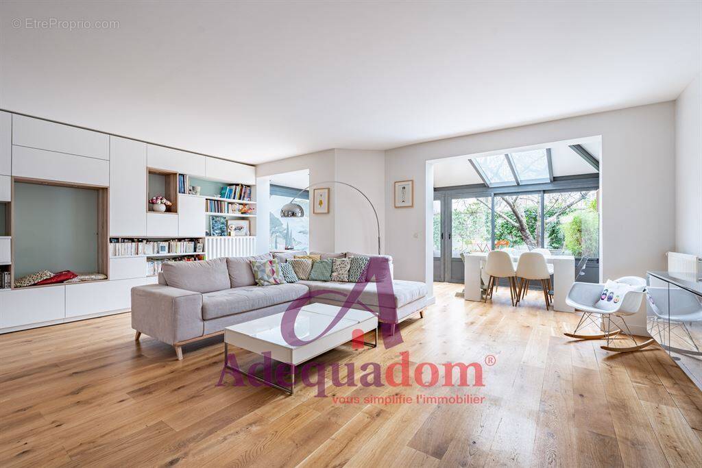 Appartement à ASNIERES-SUR-SEINE