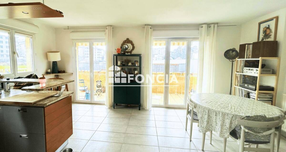 Appartement à THONON-LES-BAINS