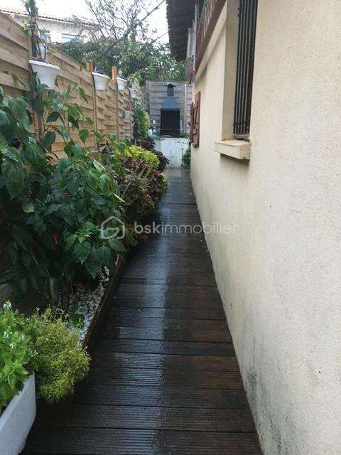 Appartement à LAVERUNE