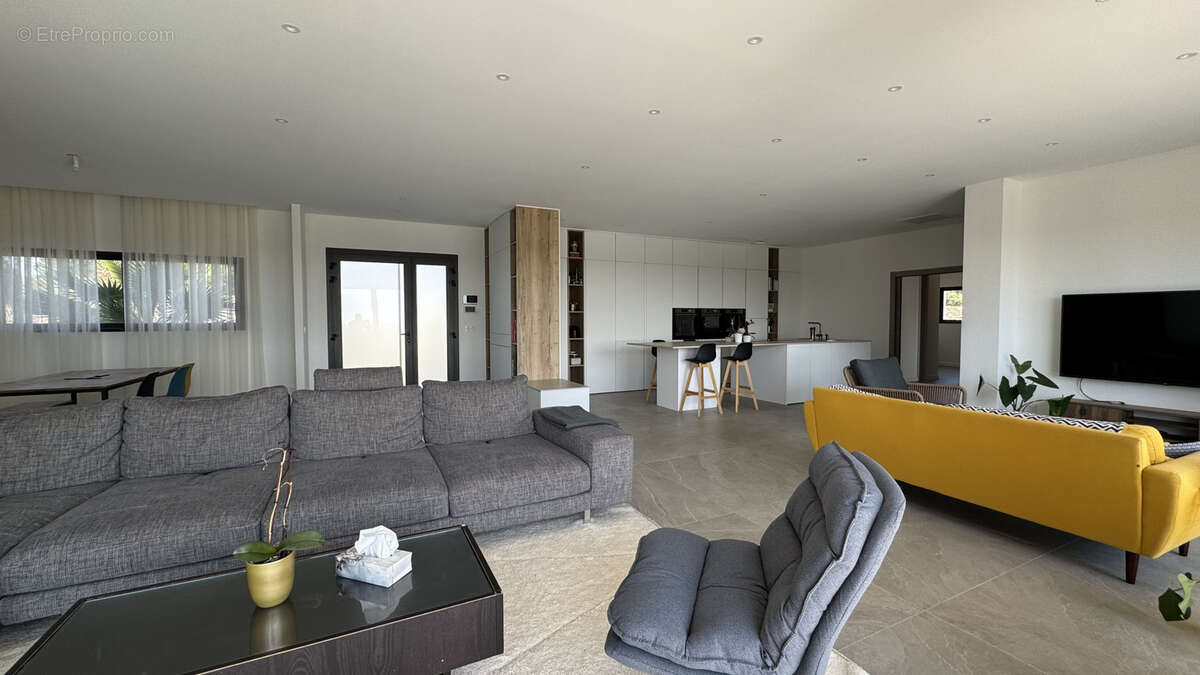 Maison à NIMES