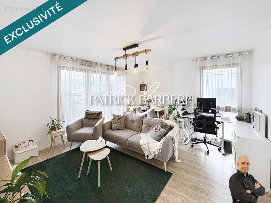 Photo 1 - Appartement à MENUCOURT