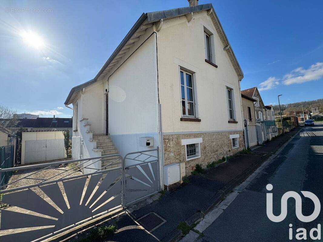Photo 1 - Maison à CHATEAU-THIERRY
