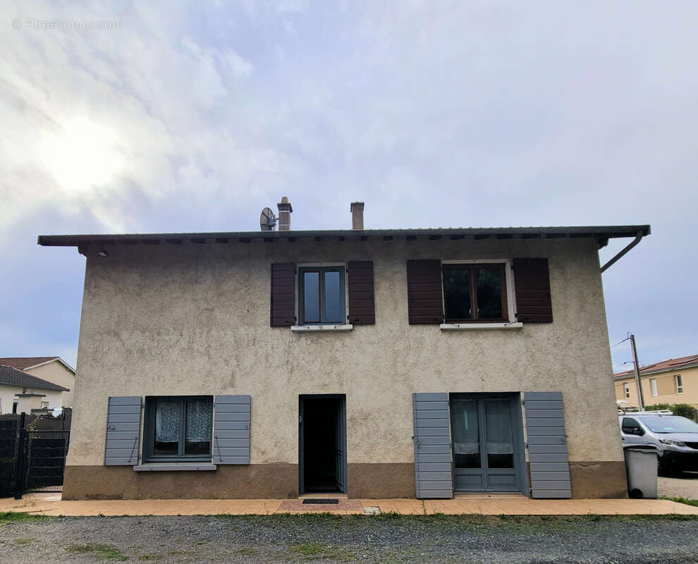 Maison à MISERIEUX