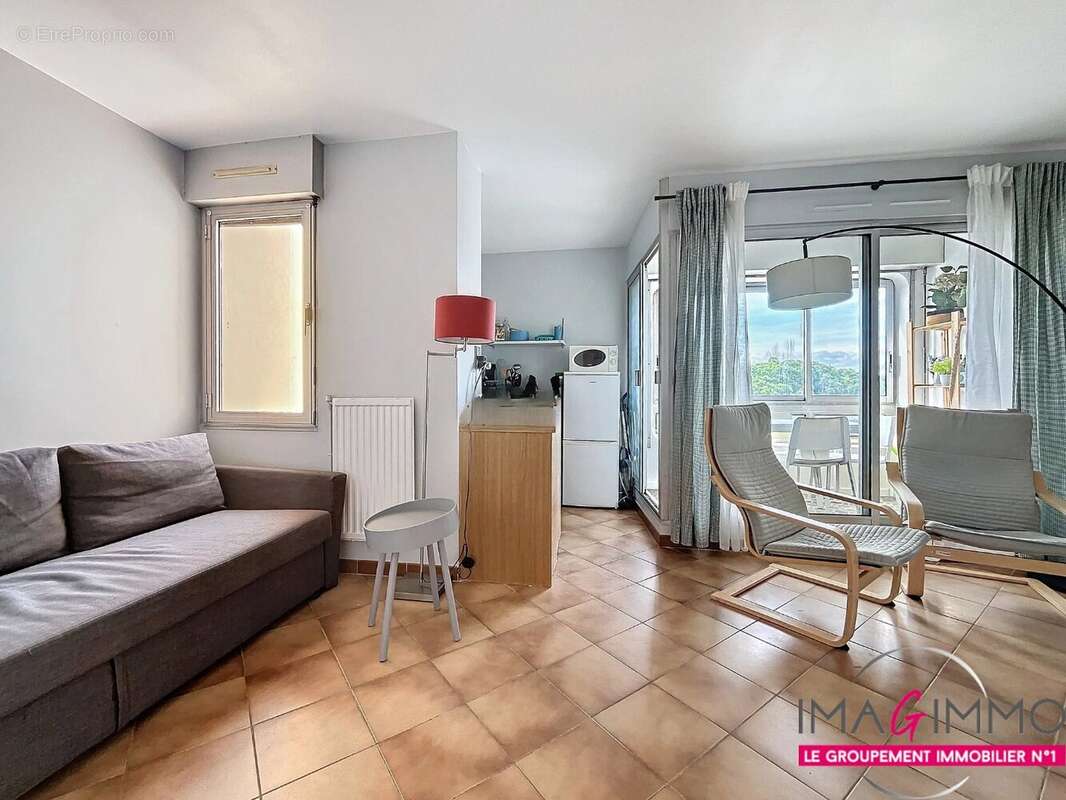 Appartement à CANDILLARGUES