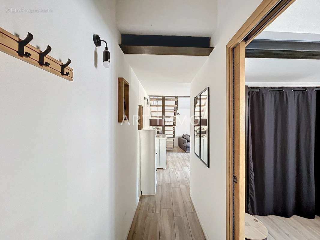 Appartement à FONTAINE-DE-VAUCLUSE