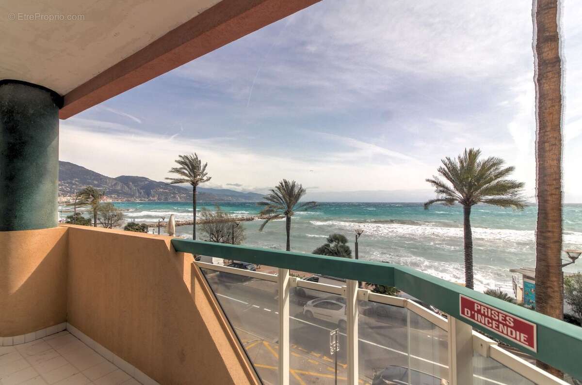 Appartement à ROQUEBRUNE-CAP-MARTIN