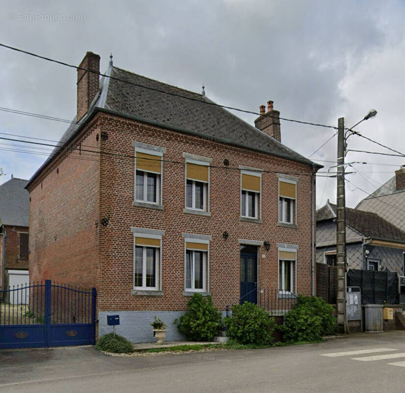 Maison à ROCQUIGNY