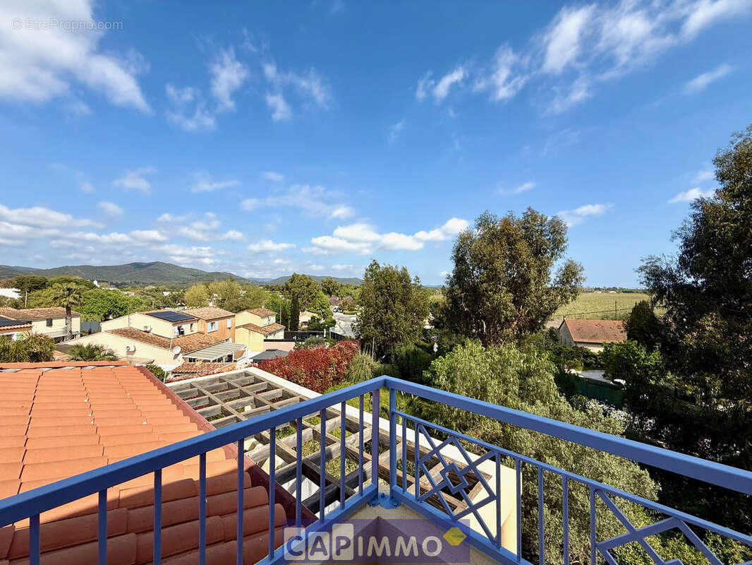Appartement à HYERES