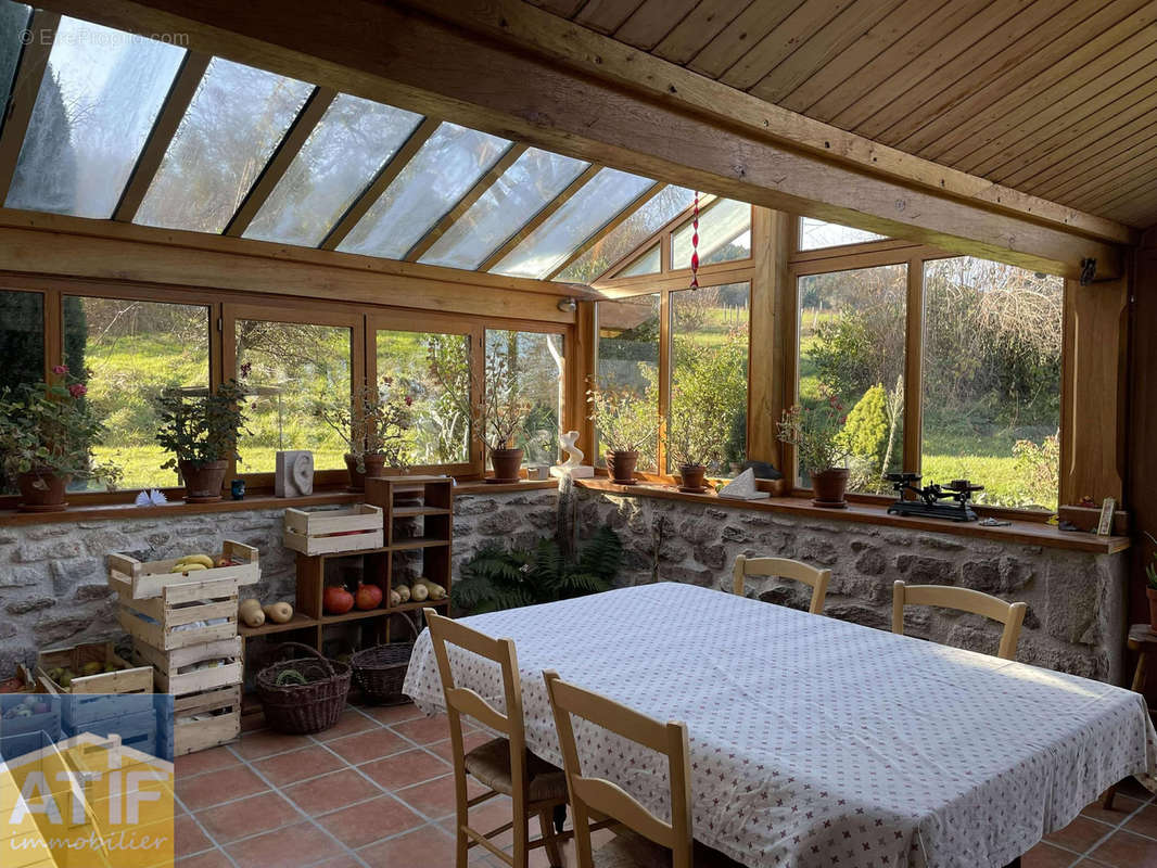 Maison à NOIRETABLE
