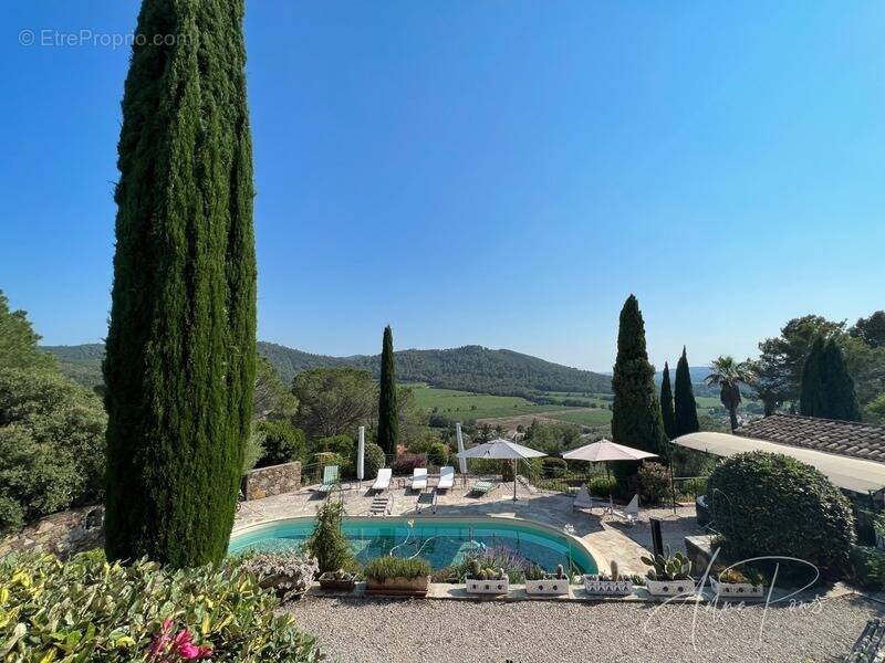 Maison à PIERREFEU-DU-VAR