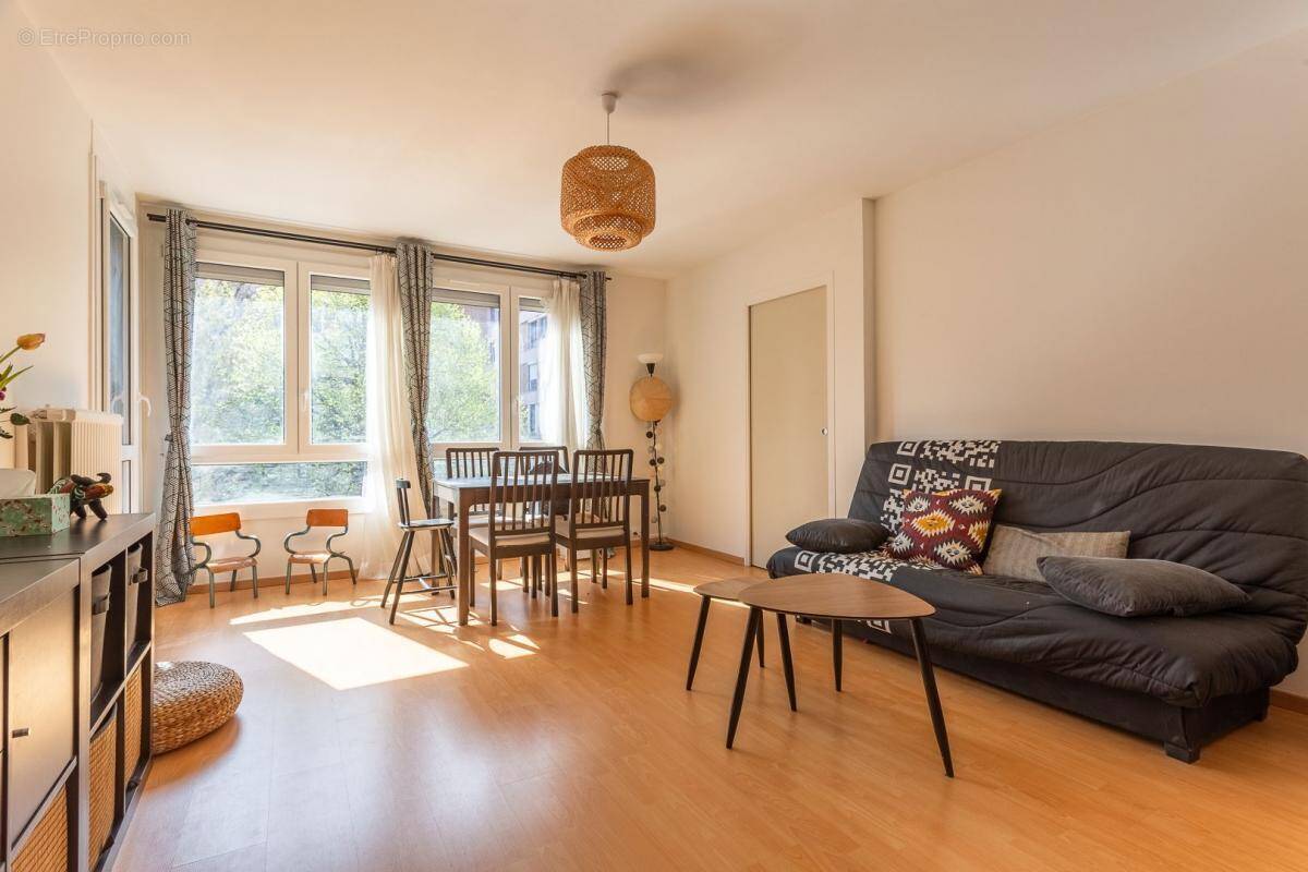 Appartement à CROSNE