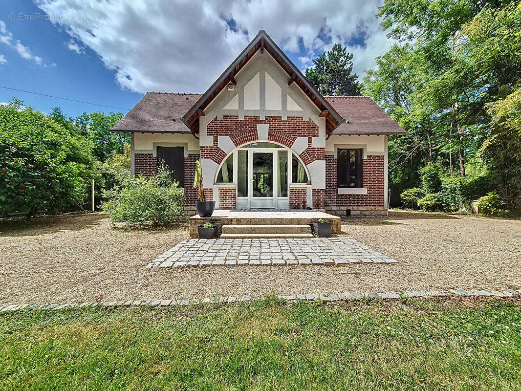 Maison à LAMORLAYE