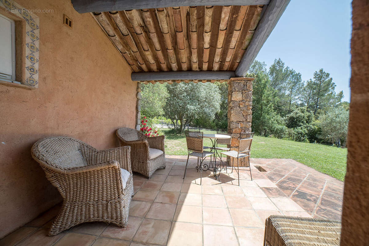 Maison à LORGUES