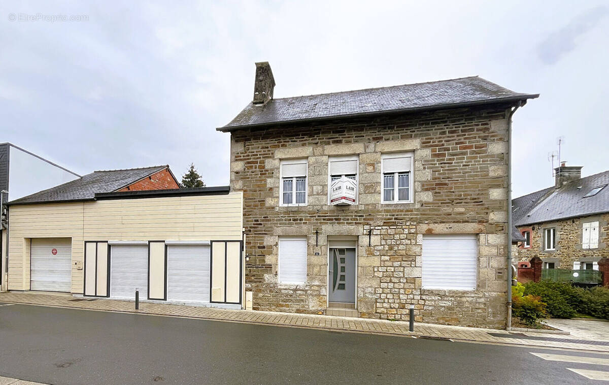 Maison à LA CHAPELLE-D&#039;ANDAINE