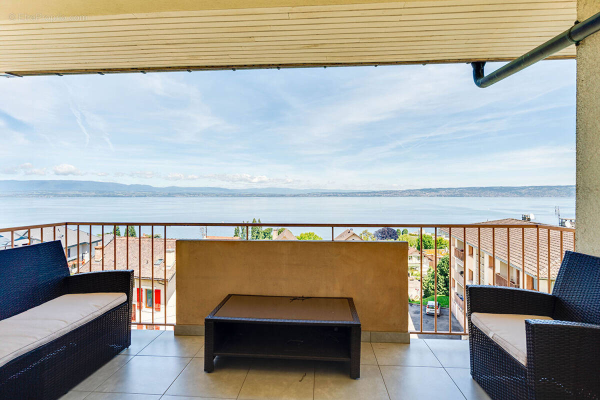 Appartement à EVIAN-LES-BAINS