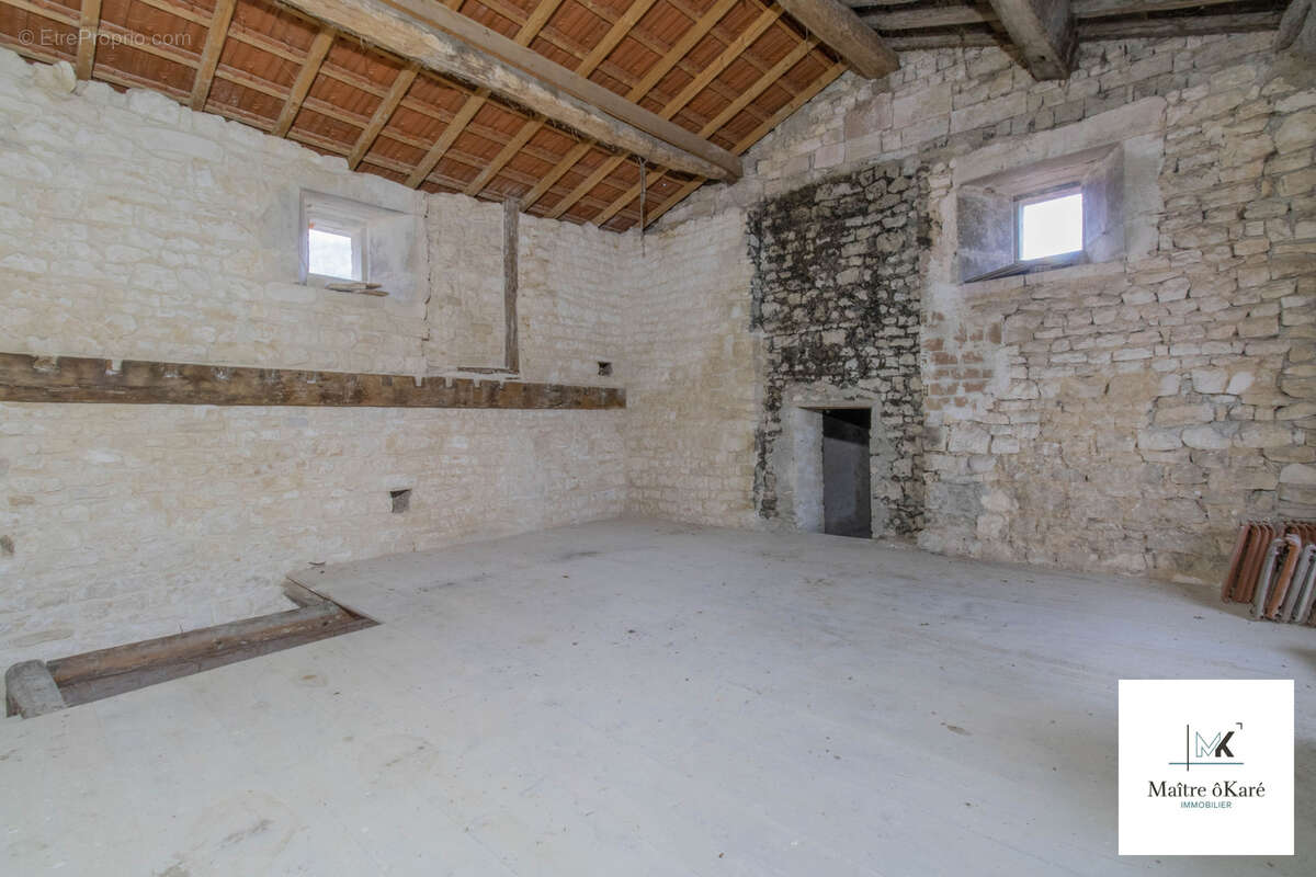 Maison à MAXEY-SUR-VAISE