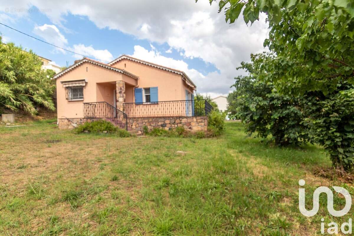 Photo 2 - Maison à PUGET-SUR-ARGENS
