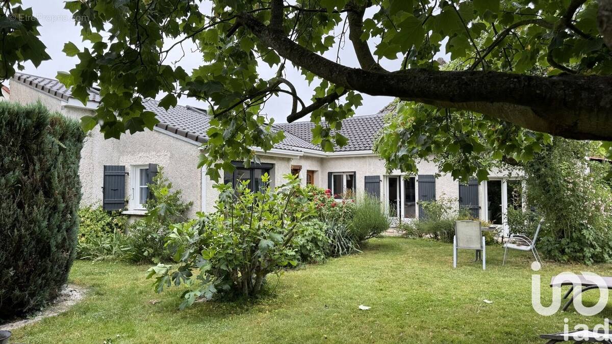 Photo 1 - Maison à ROISSY-EN-BRIE