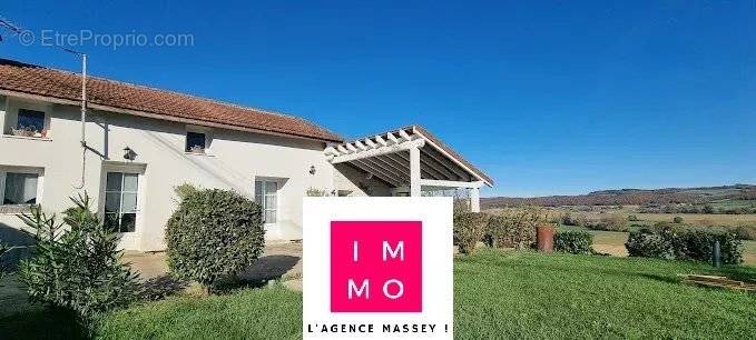 Maison à CHELLE-DEBAT