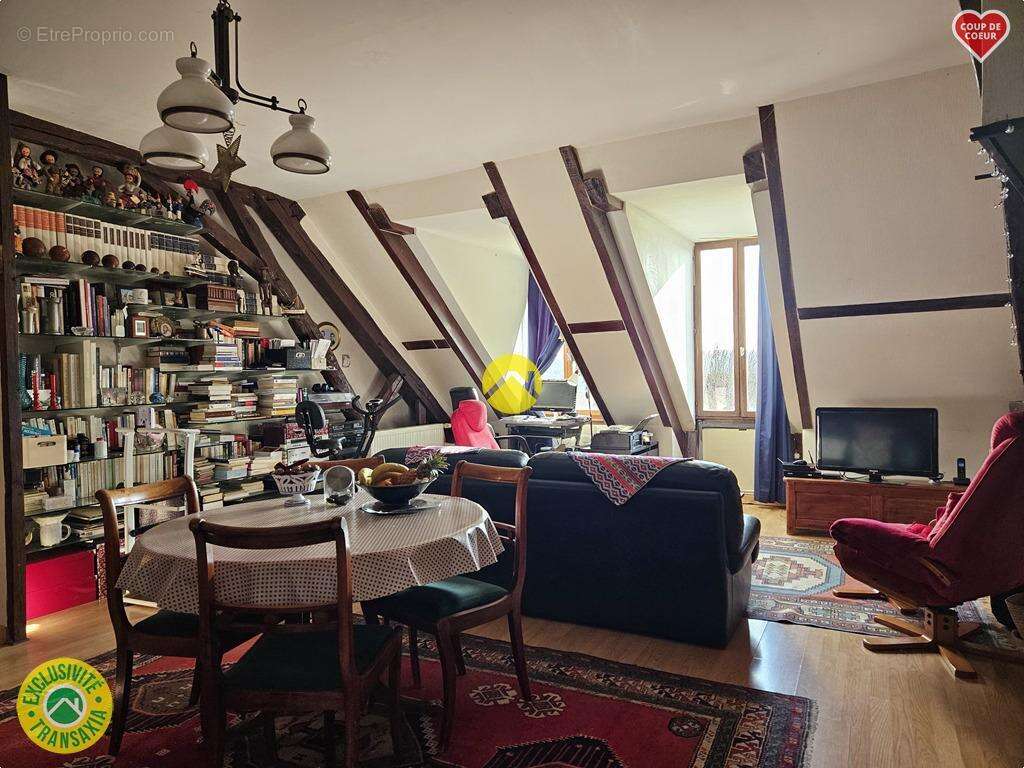 Maison à CHATEAUMEILLANT