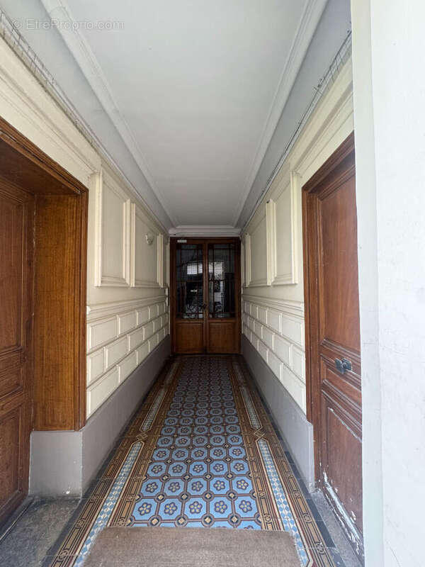 Appartement à PARIS-19E