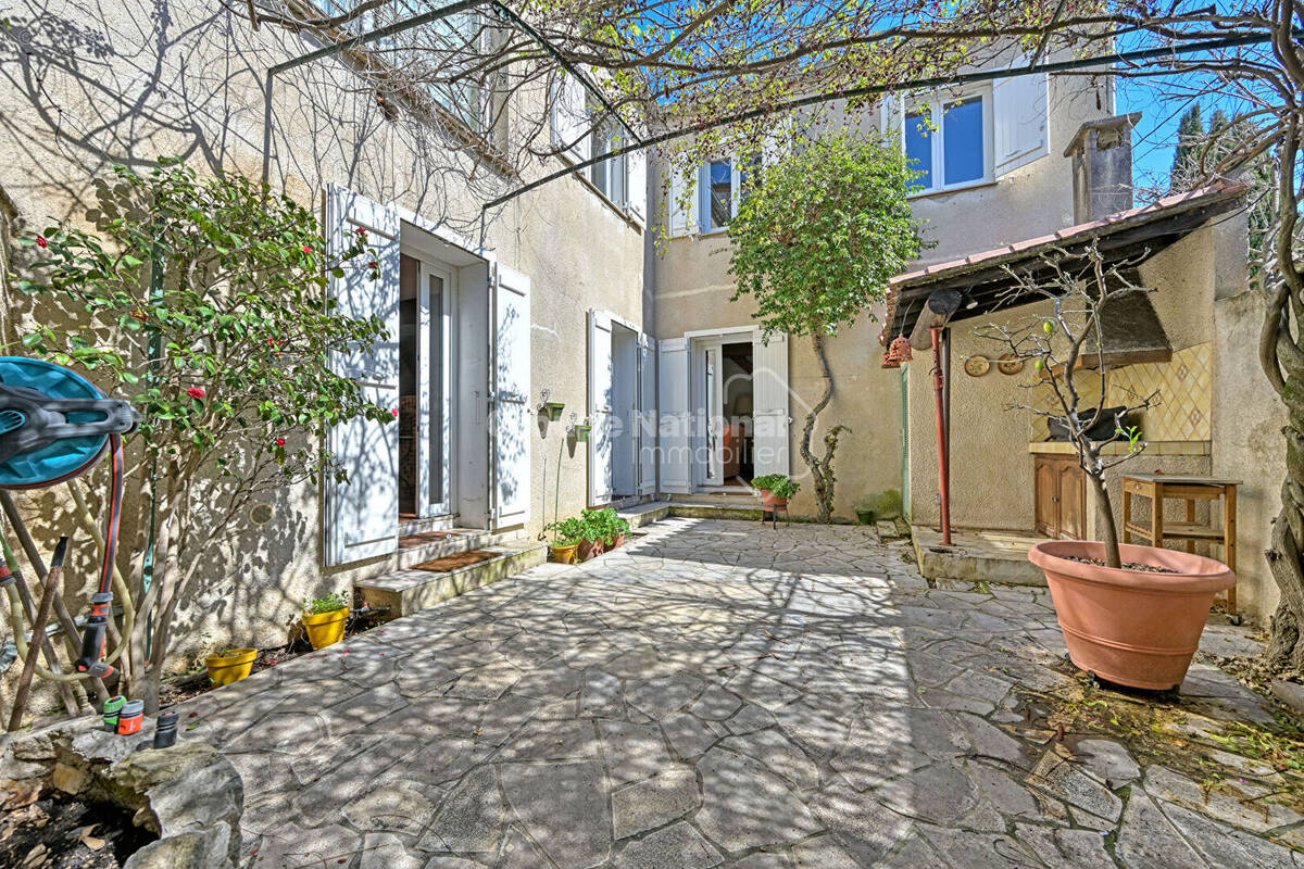 Maison à NIMES