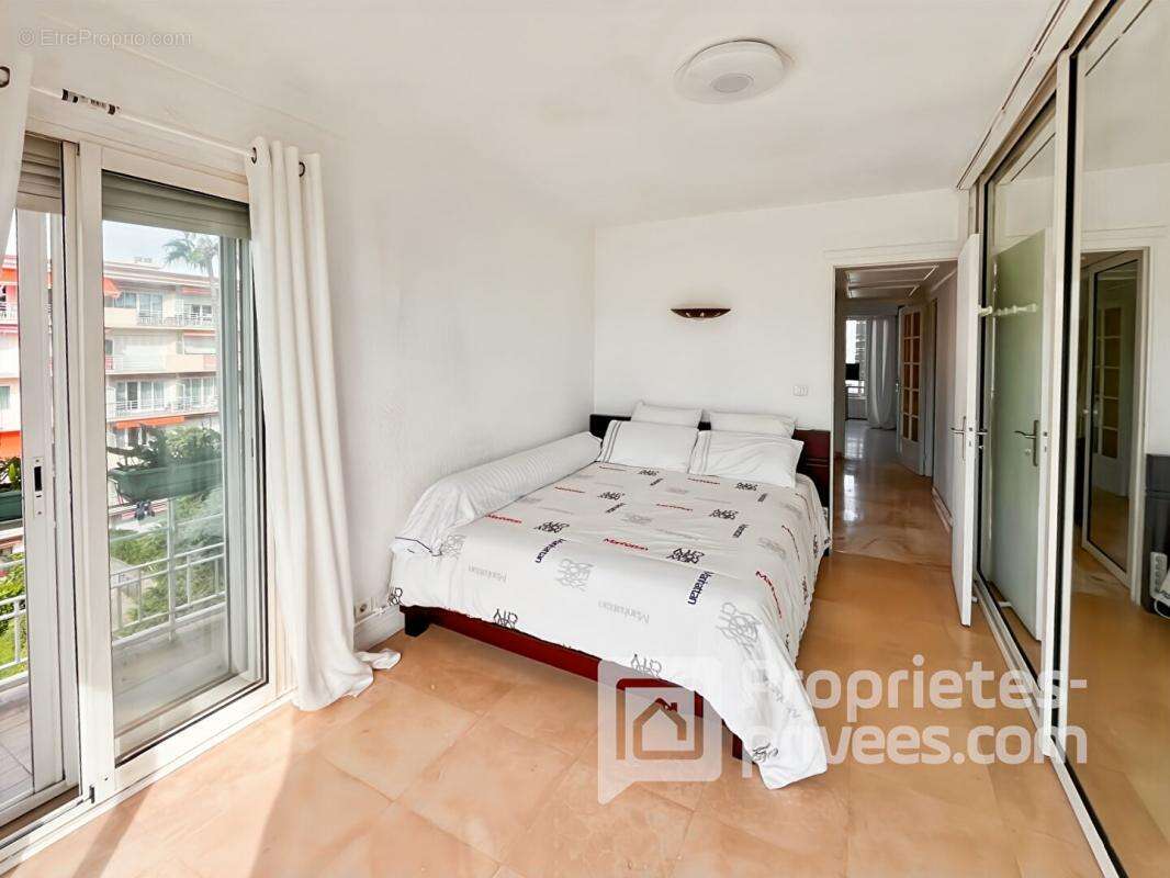 Appartement à CAGNES-SUR-MER